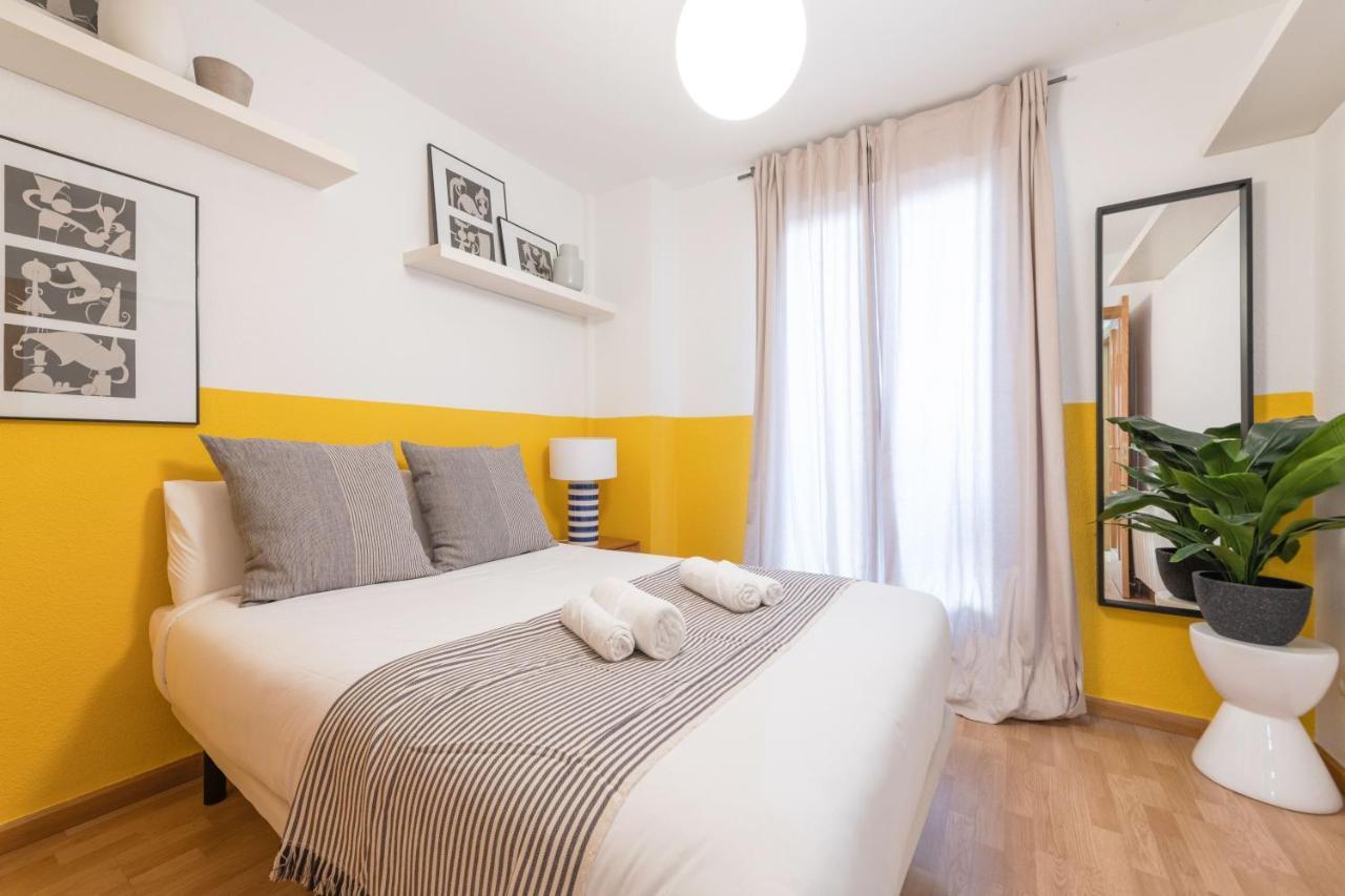 2 Bedrooms 2 Bathrooms Furnished - Malsana - With Pool - Mintystay Madrid Bagian luar foto