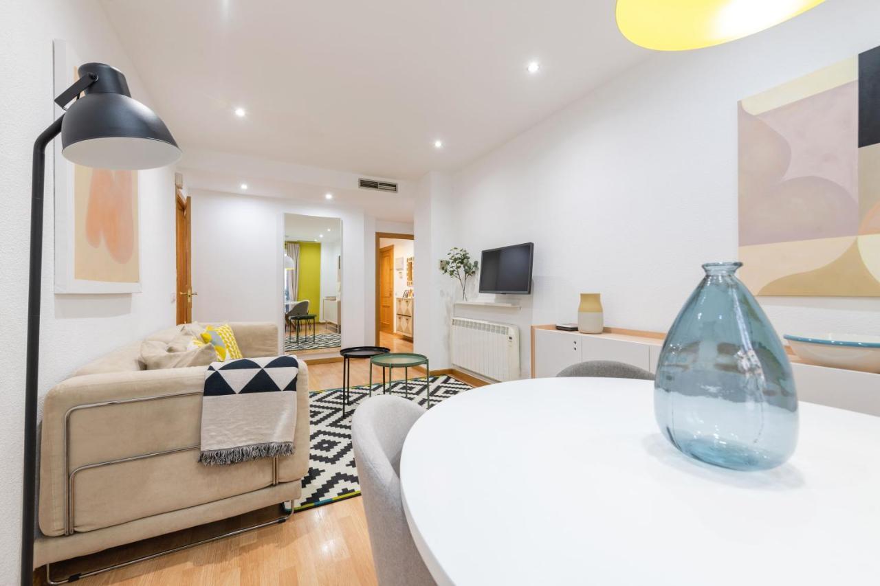 2 Bedrooms 2 Bathrooms Furnished - Malsana - With Pool - Mintystay Madrid Bagian luar foto