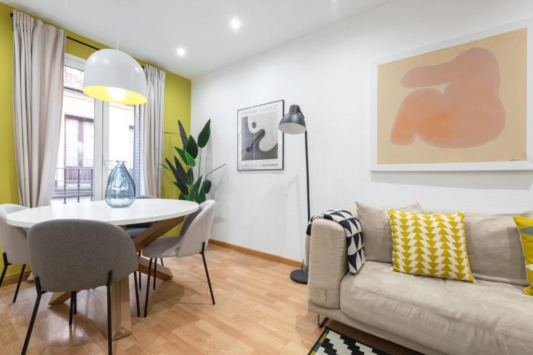2 Bedrooms 2 Bathrooms Furnished - Malsana - With Pool - Mintystay Madrid Bagian luar foto