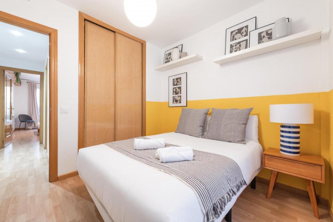 2 Bedrooms 2 Bathrooms Furnished - Malsana - With Pool - Mintystay Madrid Bagian luar foto